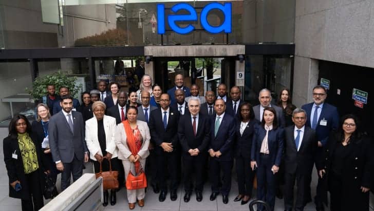 IEA Opens First Regional Office in Singapore for Energy Push