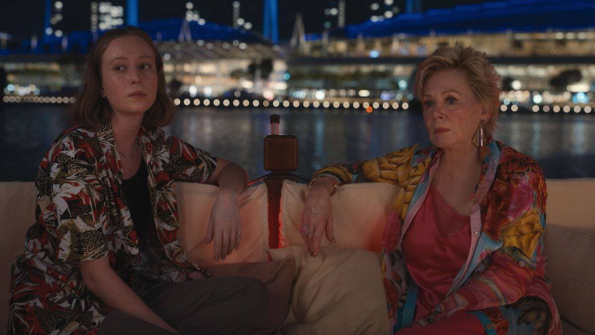 HACKS Finale Goes Global: IMDA, STB Bring Jean Smart to Singapore